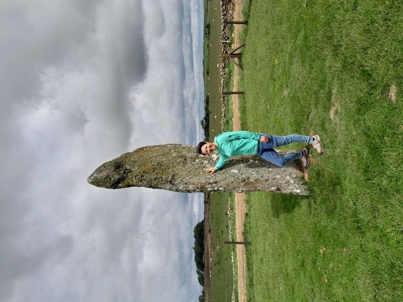 Drumtroddan Standing stone with short person beside it